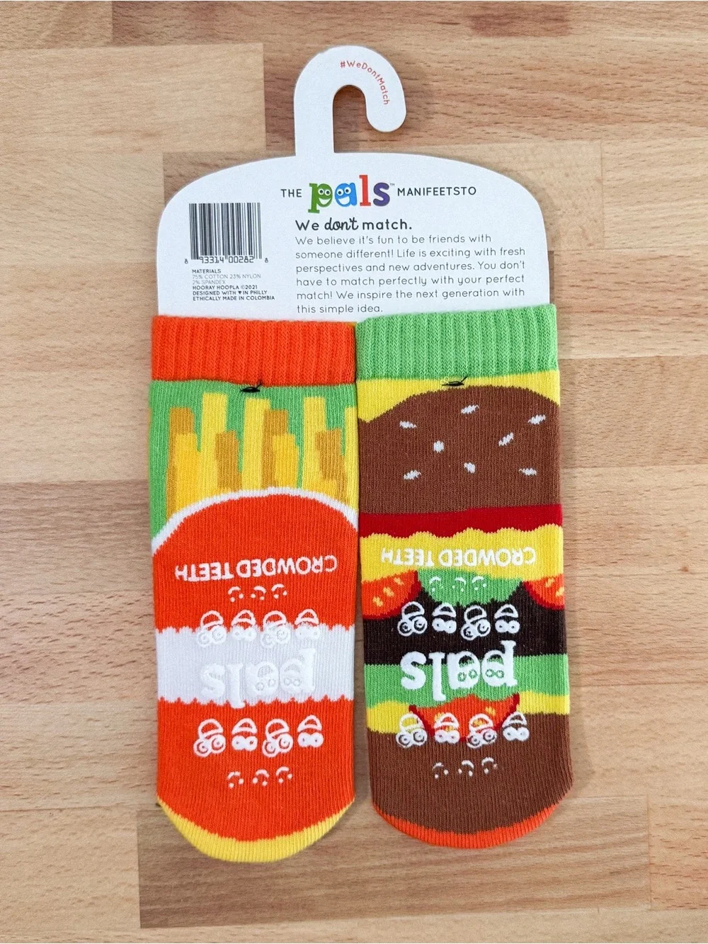 Pals mismatched kids